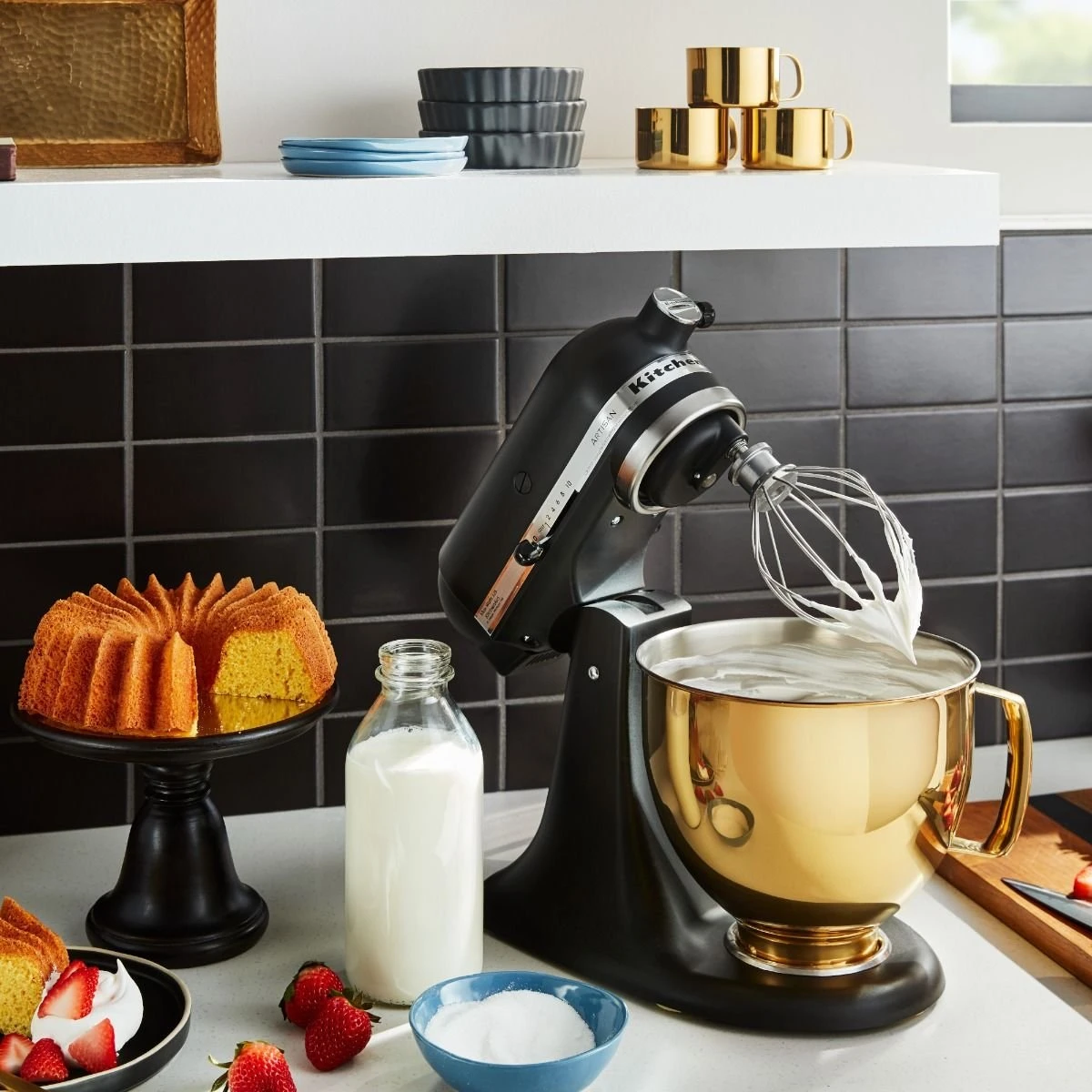 KitchenAid 5-Quart Radiant Gold Stainless Steel Metallic Bowl + Flex Edge Beater | Fits 4.5-Quart & 5-Quart KitchenAid Tilt-Head Stand Mixers - Image 7