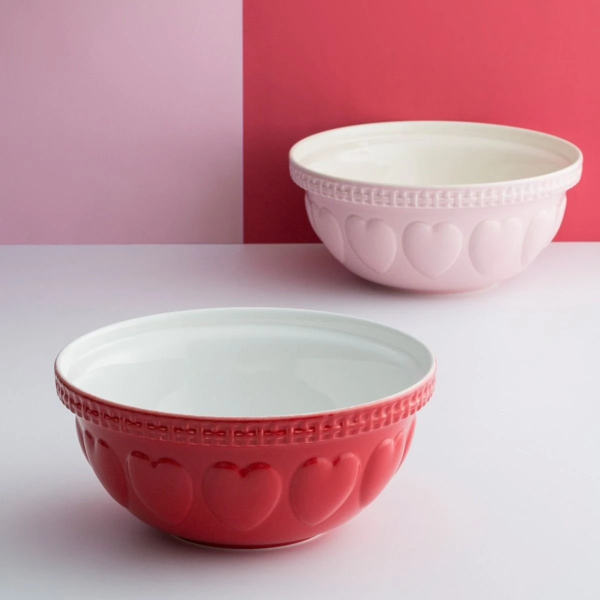 Mason Cash Hearts S12 (4.25 Qt) Mixing Bowl | Red - Image 3